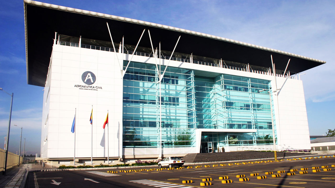 Aeronáuticas de América Latina firman alianza para impulsar combustibles sostenibles y transición energética