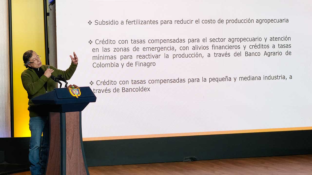 Gobierno anuncia restricciones a exportaciones de ganado y subsidios para mitigar alza en precios de alimentos