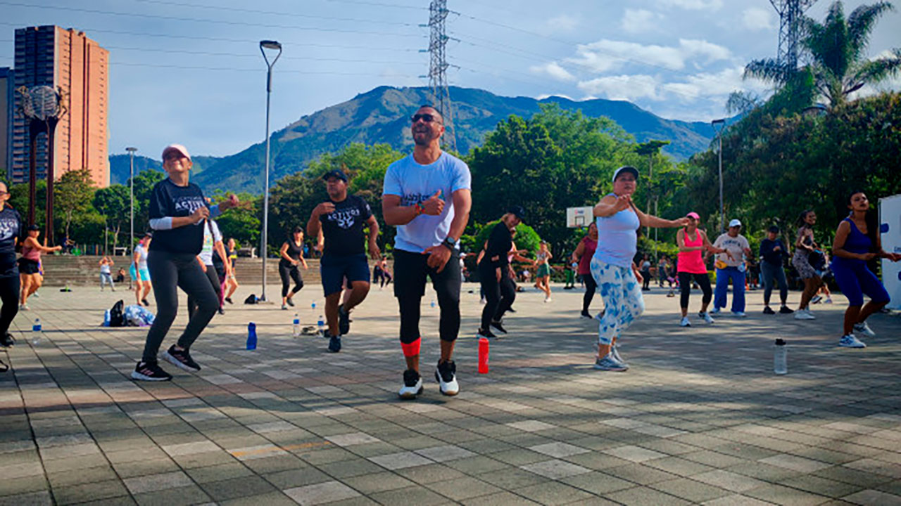 Más de 1,4 millones de colombianos han dejado el sedentarismo gracias a programas de actividad física del Gobierno Petro