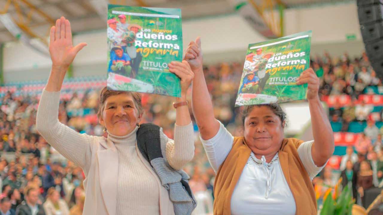 Más de 2.000 familias campesinas en Boyacá acceden a la propiedad legal de sus tierras tras décadas de informalidad