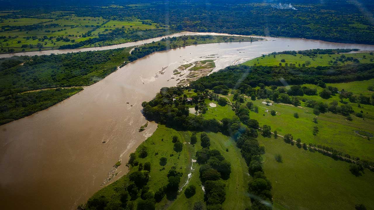 Presidente Petro plantea uso de tierras improductivas para impulsar producción agrícola y contener la inflación