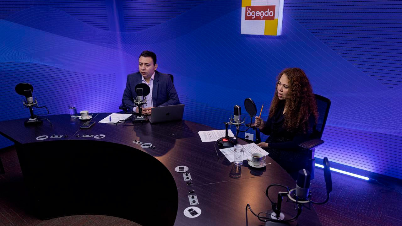 MinCiencias destaca acceso gratuito a becas, descentralización de la ciencia y apuesta por inteligencia artificial