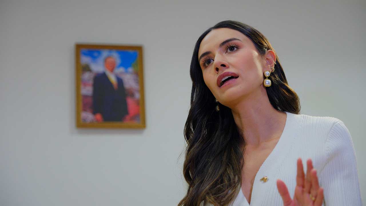 Gobierno fortalece atención a colombianos en el exterior con modernización de trámites y protección de datos